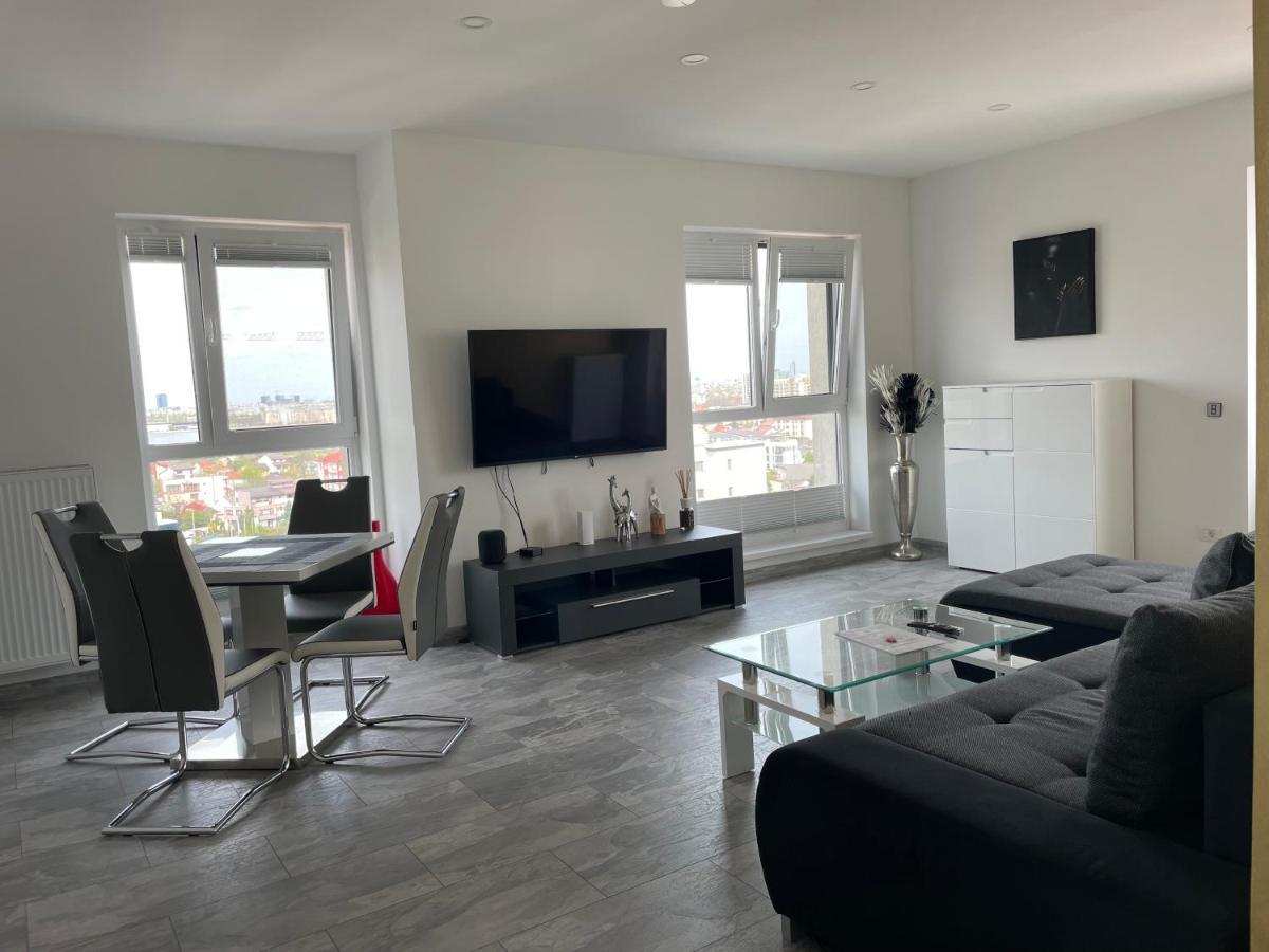 Apartment Marvelous 4 Penthouse Rooftop Terrace W14+w15